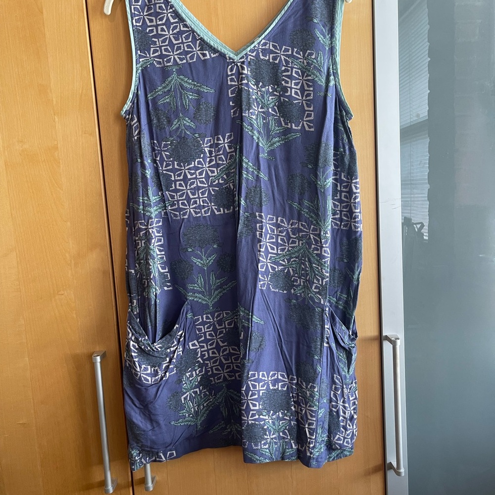 Blue and Green Patterned Sleeveless Dress